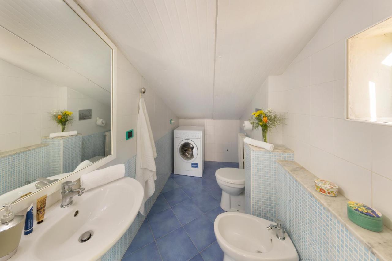 Relais Del Mare Con Terrazza Fronte Mare Free Parking Apartment Маса Лубрензе Екстериор снимка