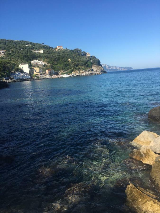 Relais Del Mare Con Terrazza Fronte Mare Free Parking Apartment Маса Лубрензе Екстериор снимка